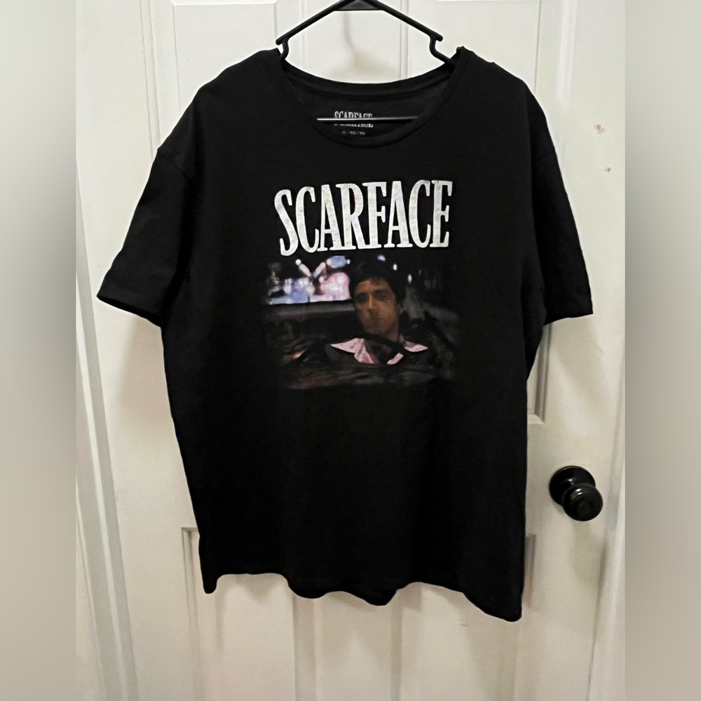 VGUC Scarface Men’s Graphic Tee - Size XL